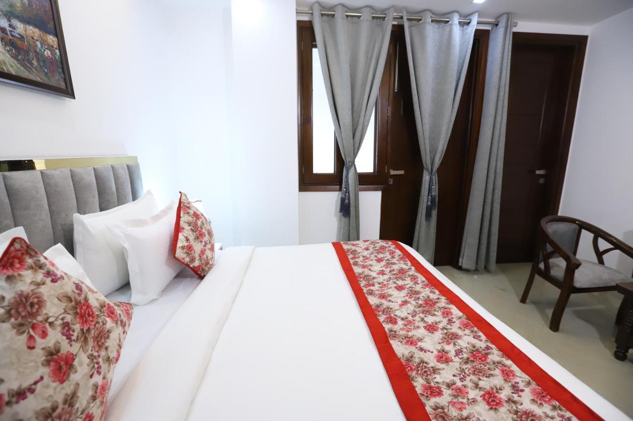 Hotel Nature View Green Park Metro Couple Friendly Yeni Delhi Dış mekan fotoğraf