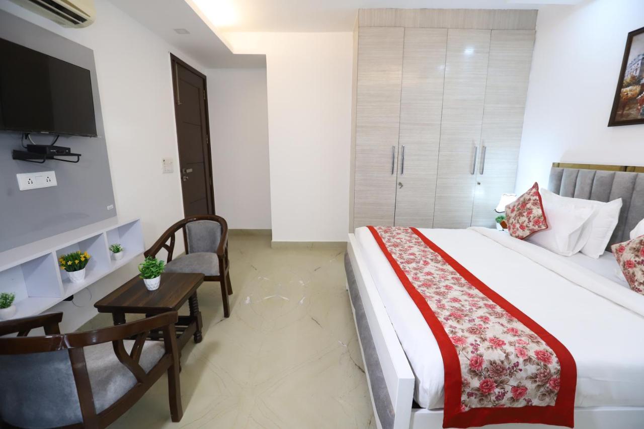Hotel Nature View Green Park Metro Couple Friendly Yeni Delhi Dış mekan fotoğraf