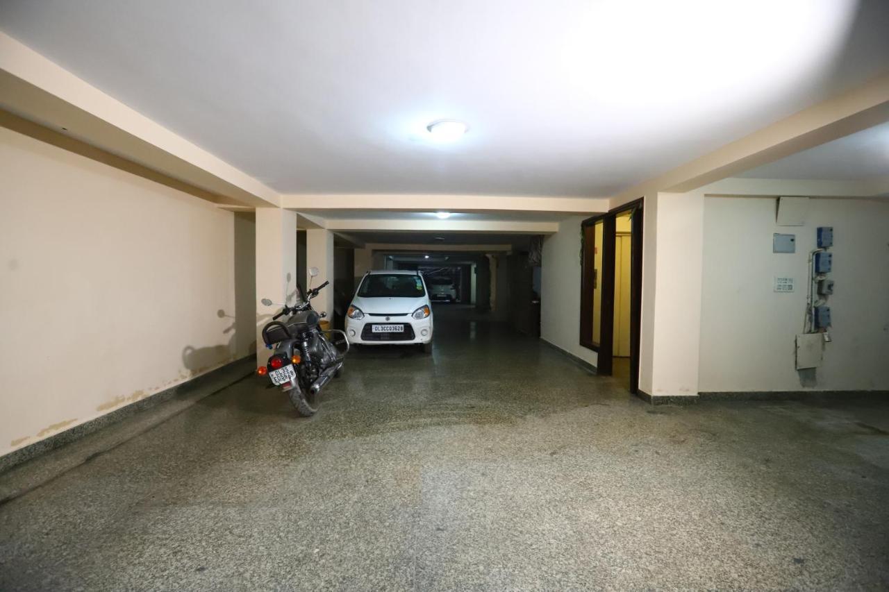 Hotel Nature View Green Park Metro Couple Friendly Yeni Delhi Dış mekan fotoğraf