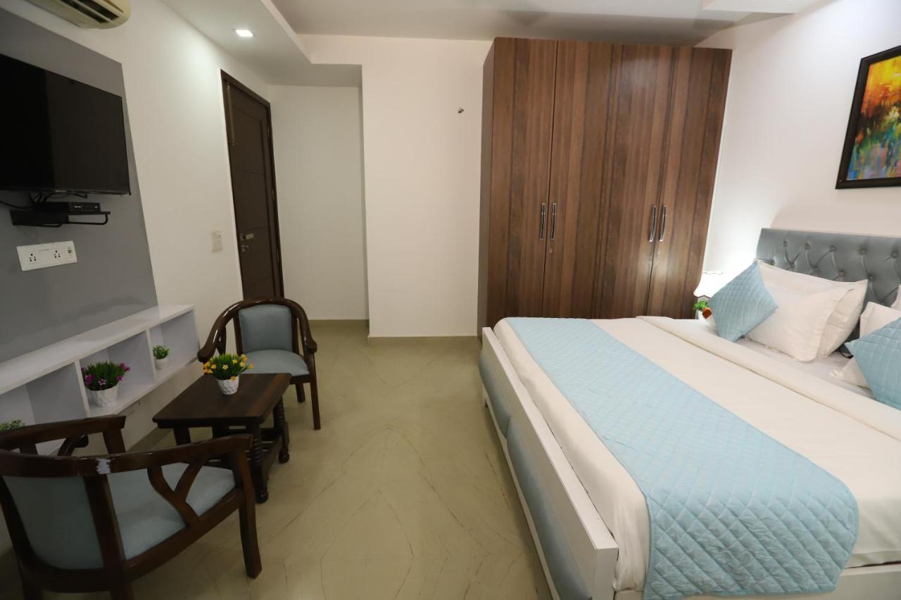 Hotel Nature View Green Park Metro Couple Friendly Yeni Delhi Dış mekan fotoğraf