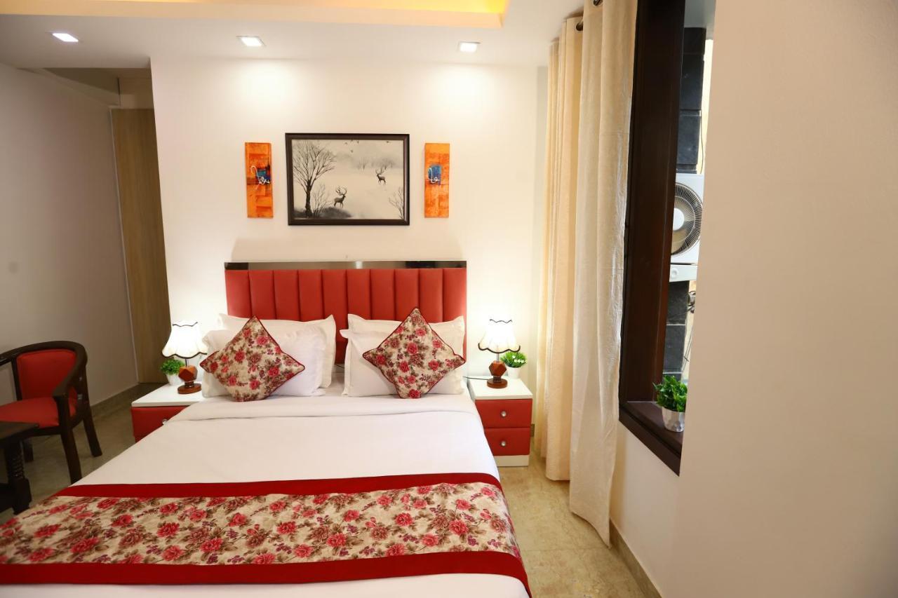 Hotel Nature View Green Park Metro Couple Friendly Yeni Delhi Dış mekan fotoğraf